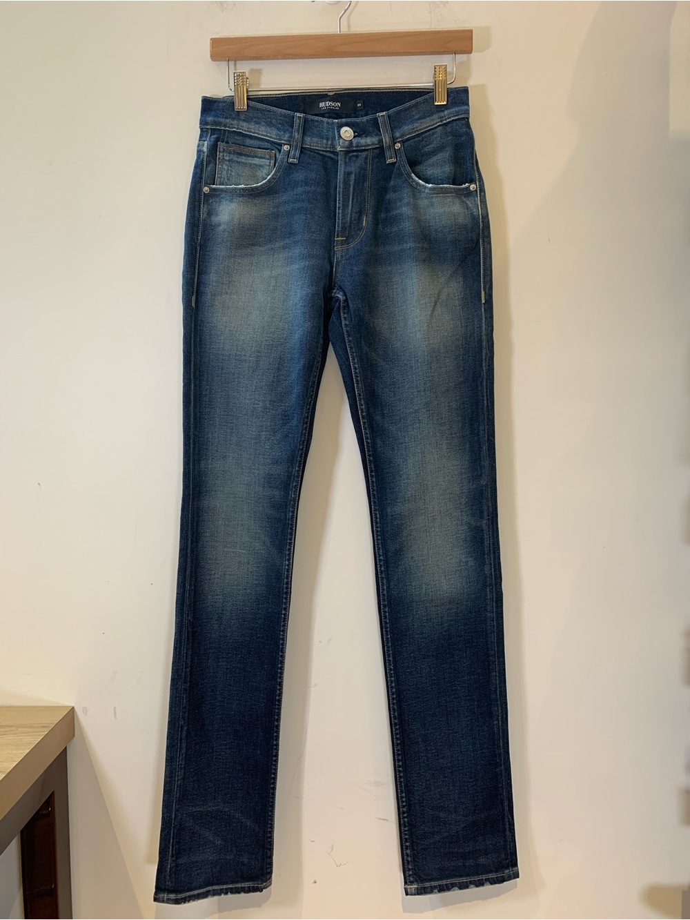 NWT Hudson Blake Slim Straight Jeans Size 28 Turn Over Wash M275ZDPP